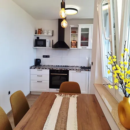 Bella Vista 2 * Stanici