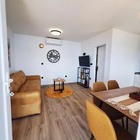 Bella Vista 2 Feriehus *