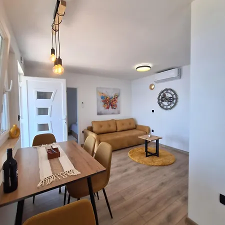 Bella Vista 2 * Stanici